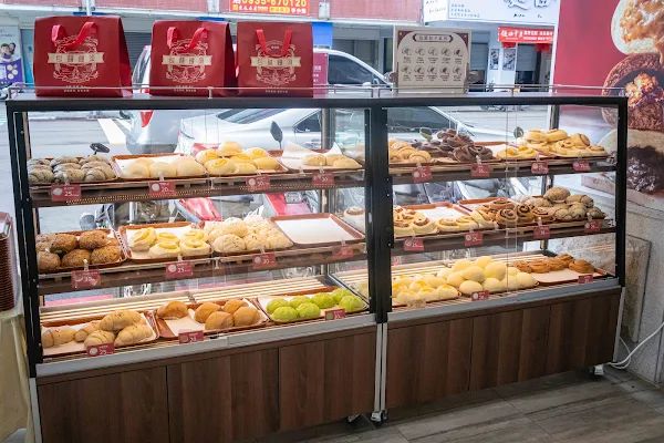 ▲▼台中北區美食推薦「包囍饅頭台中漢口店」，必吃饅頭尬手切冰、和牛化身肉包！（圖／部落客美熊提供）