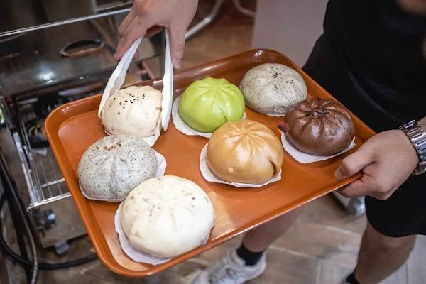 ▲▼台中北區美食推薦「包囍饅頭台中漢口店」，必吃饅頭尬手切冰、和牛化身肉包！（圖／部落客美熊提供）