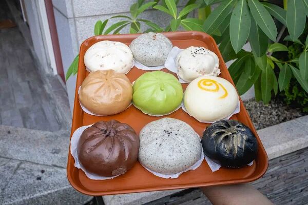 ▲▼台中北區美食推薦「包囍饅頭台中漢口店」，必吃饅頭尬手切冰、和牛化身肉包！（圖／部落客美熊提供）