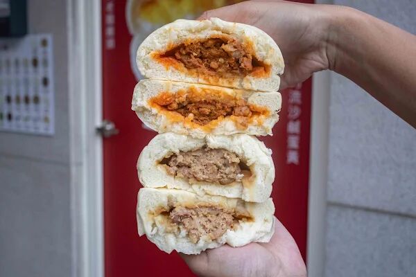 ▲▼台中北區美食推薦「包囍饅頭台中漢口店」，必吃饅頭尬手切冰、和牛化身肉包！（圖／部落客美熊提供）