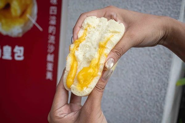 ▲▼台中北區美食推薦「包囍饅頭台中漢口店」，必吃饅頭尬手切冰、和牛化身肉包！（圖／部落客美熊提供）