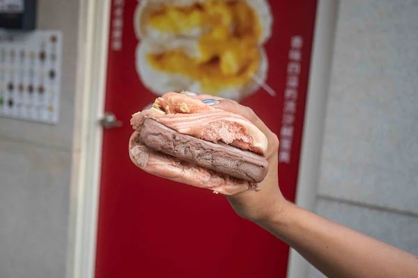 ▲▼台中北區美食推薦「包囍饅頭台中漢口店」，必吃饅頭尬手切冰、和牛化身肉包！（圖／部落客美熊提供）