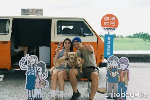 ▲西拉雅風管處推出「毛孩趣旅行」活動，邀請毛爸毛媽搭乘台灣好行出遊。（記者林東良翻攝，下同）