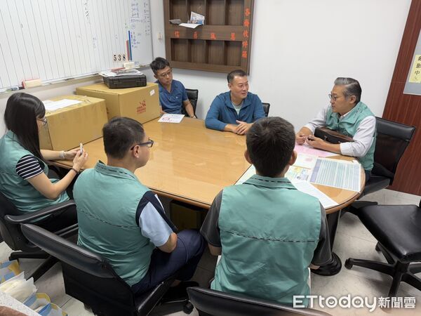 ▲屏警應邀赴屏科大即時宣導交通安全。（圖／記者陳崑福翻攝）