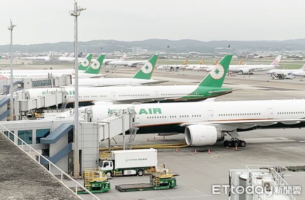 ▲長榮航空孫姓女空服員服勤是否過勞引發社會關注。（資料照／記者沈繼昌攝）