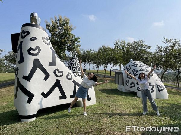 ▲西拉雅國家風景區管理處推出搭乘台灣好行「菱波官田線」捕捉蝙蝠俠活動，限時6天送在地菱角。（記者林東良翻攝，下同）