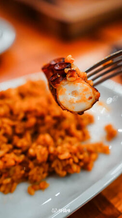 ▲▼日本沖繩美食「Mediterranean Grill OCTO」！古宇利島夕陽下的浪漫晚餐，必吃鎮店之寶章魚燉飯。（圖／部落客胖貓提供）