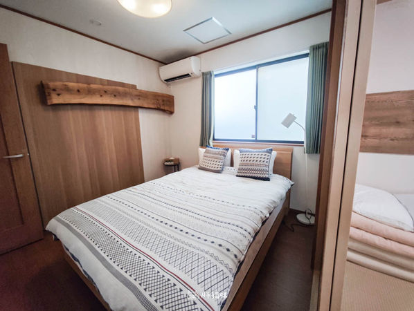 ▲▼日本沖繩青之洞窟附近住宿首選「JV沖繩民泊」，10人包棟，自助入住中文溝通零障礙！（圖／部落客胖貓提供）