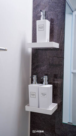 ▲▼日本沖繩青之洞窟附近住宿首選「JV沖繩民泊」，10人包棟，自助入住中文溝通零障礙！（圖／部落客胖貓提供）