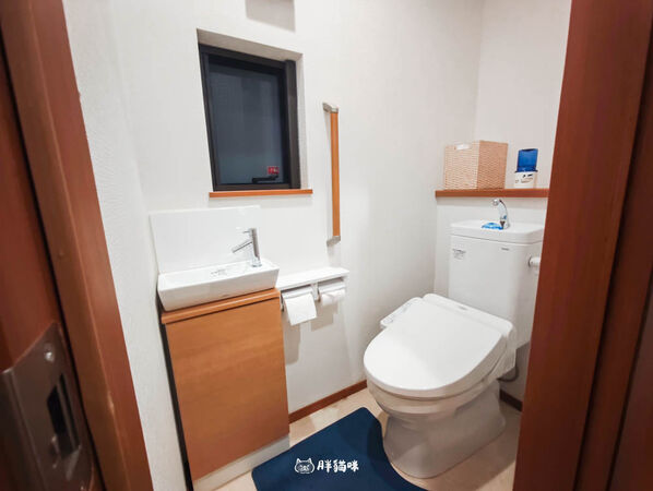 ▲▼日本沖繩青之洞窟附近住宿首選「JV沖繩民泊」，10人包棟，自助入住中文溝通零障礙！（圖／部落客胖貓提供）