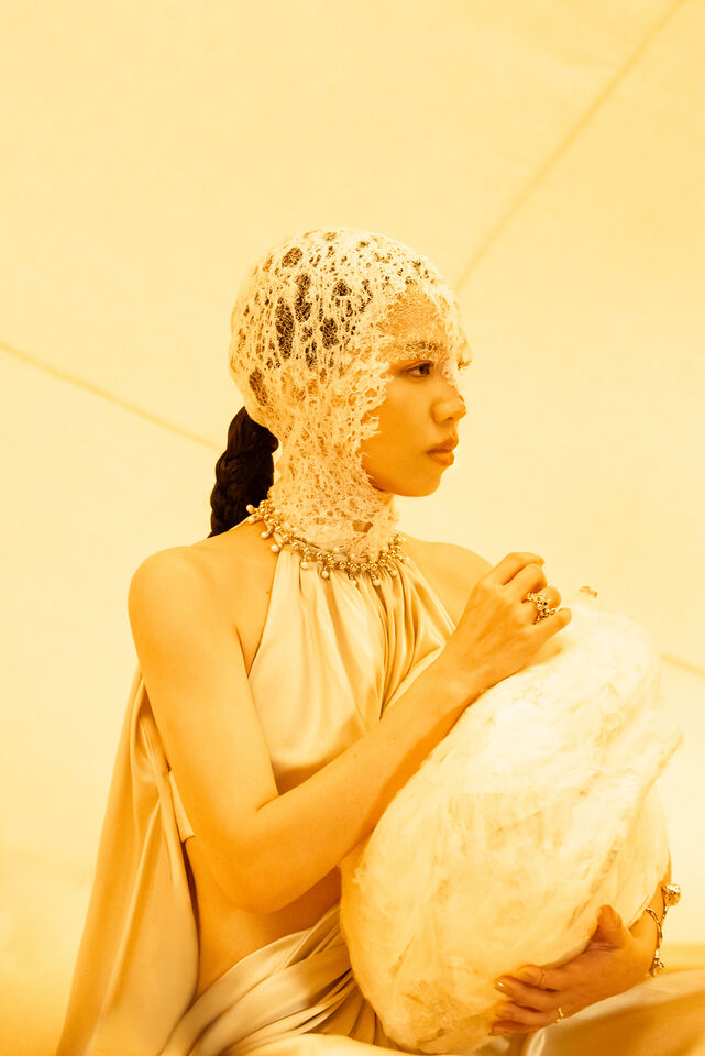 ▲▼  洪佩瑜〈開〉 。（圖／何樂音樂提供）