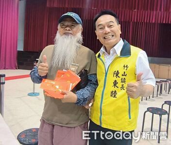 竹山鎮今起發放重陽敬老禮金　百歲人瑞享3萬現金+紫南宮金戒指
