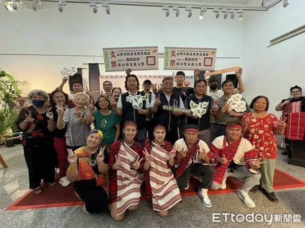 ▲和平區公所團隊與三位農友合影，共同見證品牌升級成果。（圖／記者游瓊華翻攝）