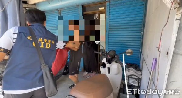 ▲12日上午8時許前往富里鄉產業道路順利尋獲被害人遺骸。（圖／玉里警分局提供，下同）