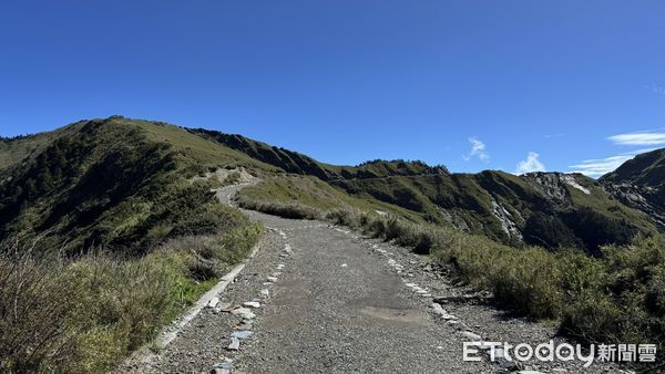 ▲▼合歡主峰步道經多時的整修後，自10月15日起試行開放。（圖／太管處提供，下同）