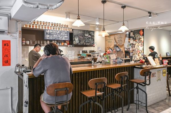 ▲▼貓圖咖啡 CAT. jpg cafe。（圖／部落客周花花授權提供）