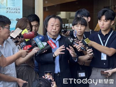 王義川稱《沒出息》是統戰歌 王世堅尊重:愛聽什麼都是自由的選擇