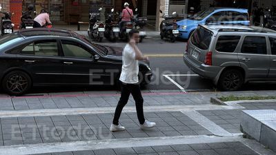 長相曝!東吳富少搭貿易商子聯手黑幫 跨國走私毒槍靠爸「闖關」