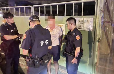 桃園男違規拒攔查狂逃 警連開5槍射爆輪胎!等著付一堆罰單