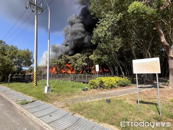 ▲▼新竹縣新豐鄉瑞興村崁頭7鄰今（15）日發生火警。（圖／記者楊永盛翻攝）