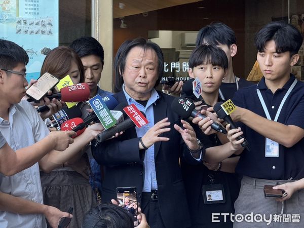 ▲▼民進黨立委王世堅受訪。（圖／記者杜冠霖攝）