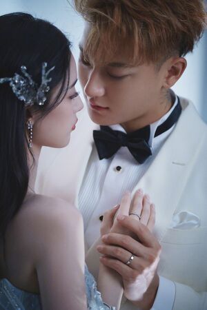 ▲▼黃子韜,徐藝洋。（圖／翻攝自微博／黃子韜）