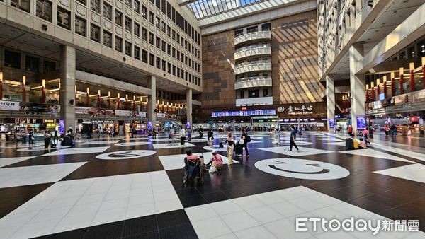 ▲▼ 台北車站大廳空景。（圖／記者呂佳賢攝）