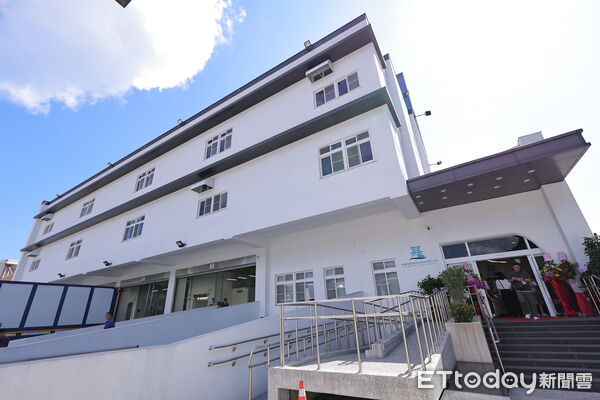 ▲基隆港海運快遞物流平台啟用。（圖／記者郭世賢翻攝）