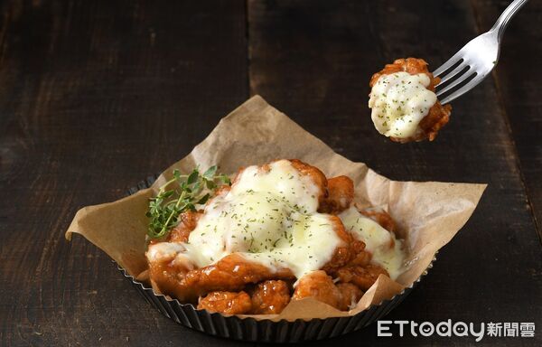 ▲BBQ醬烤起司炸雞。（圖／王品提供）