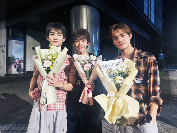 ▲《轉過頭幫你擦眼淚 Smile After Tears》順利殺青。（圖／踢帕娛樂）