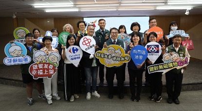 ▲「銀髮友善 呷出台南味」　黃偉哲：打造長者安心用餐、便利採購的樂齡城市。（圖／台南市衛生局提供）