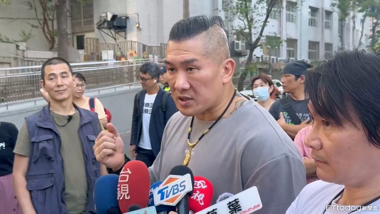 館長遭自家兄弟爆「8大惡行」!科技專家傻眼:做人做到多差?