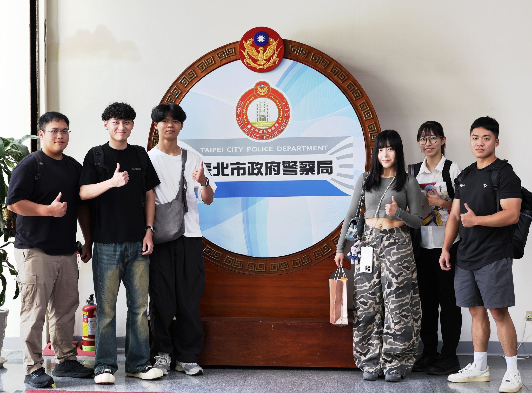 ▲▼段姓女警報到當天的照片在網路上爆紅。（圖／翻攝臉書／NPA 署長室）