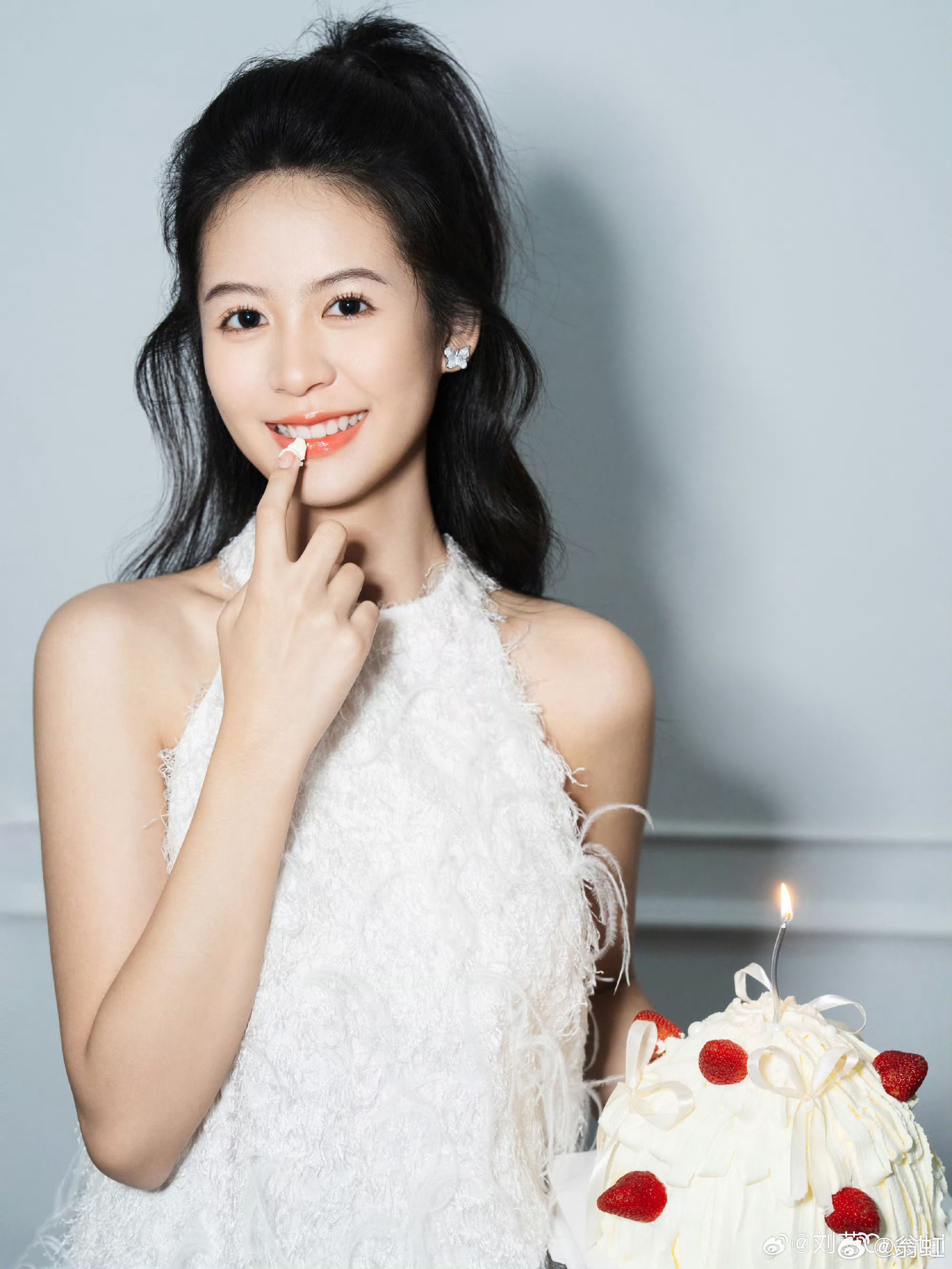 ▲▼翁虹18歲女兒劉蒔。（圖／翻攝微博／翁虹）