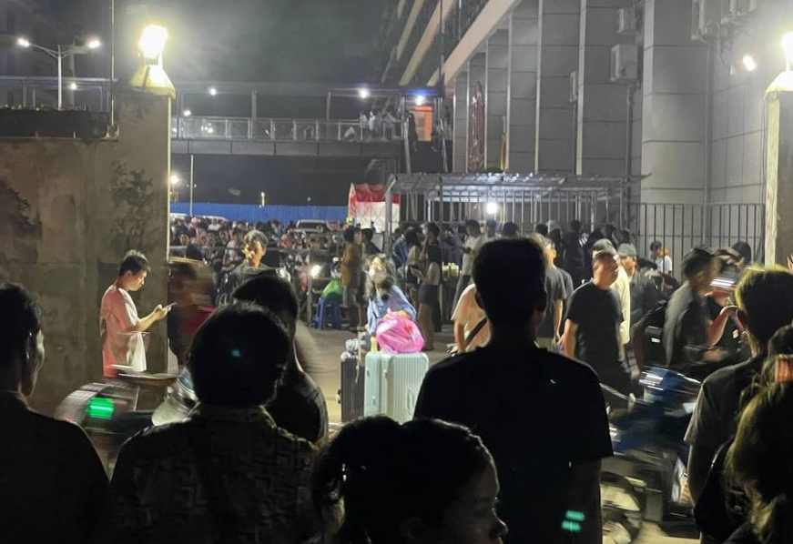 ▲▼柬埔寨中國城園區「多間公司深夜突解散」！　上百員工連夜撤離。（圖／翻攝自柬中日報）