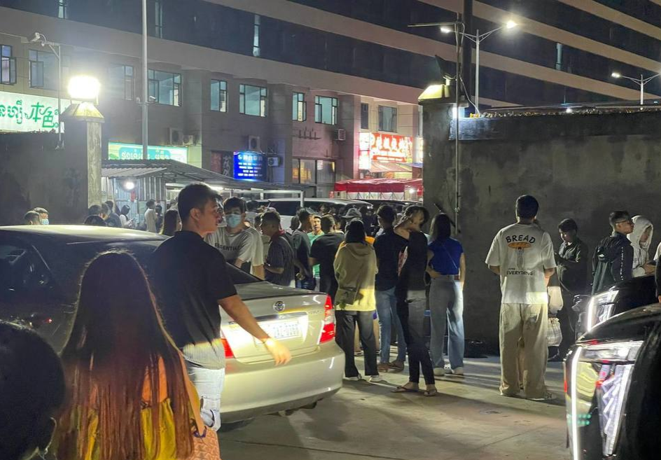 ▲▼柬埔寨中國城園區「多間公司深夜突解散」！　上百員工連夜撤離。（圖／翻攝自柬中日報）