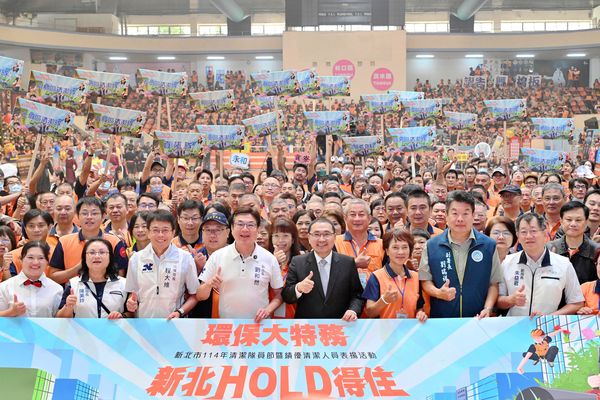 ▲從人力到健康福利全面加碼 侯友宜：做新北清潔隊最佳後盾。（圖／新北市新聞局提供）