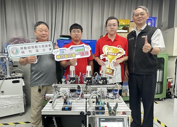 ▲機電整合國手陳勁達、謝育翰挑戰亞洲技能賽