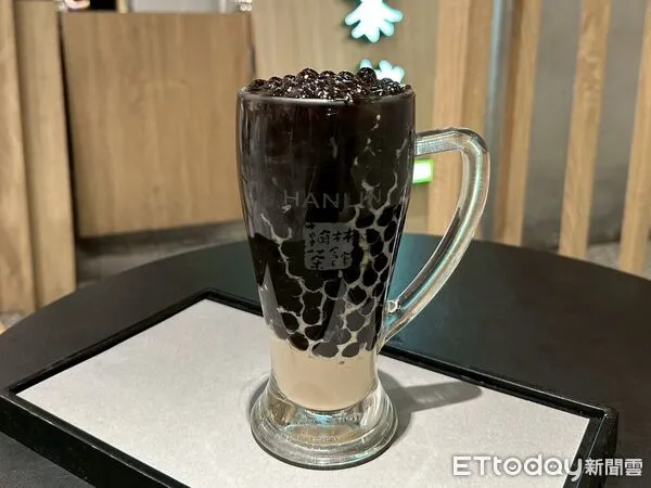 ▲▼翰林茶館悄悄推出隱藏版「翻轉珍奶」。（圖／翰林茶館提供）