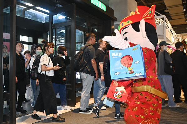 ▲▼(業配)2025新光三越信義新天地周年慶首日。（圖／記者李毓康攝）