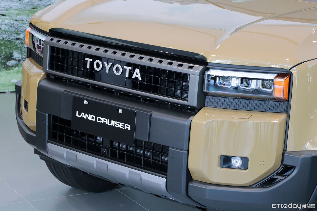 ▲288萬！TOYOTA「霸王級越野休旅」抵台　限量100輛超過2500人瘋搶。（圖／記者張慶輝攝）