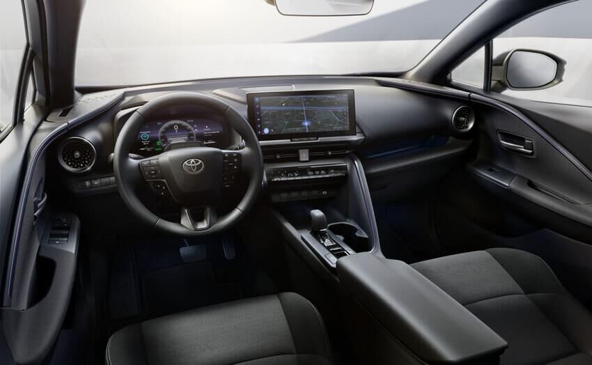 ▲歐洲釋出新年式TOYOTA C-HR，GR Sport終於有1.8升油電。（圖／翻攝自TOYOTA）