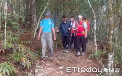 快訊/爬谷關七雄馬崙山 國中生摔倒膝蓋受傷求援