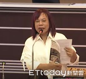 ▲台南市議會進行經發局、財稅局工作報告，藍營議員再聚焦烏山頭水庫光電議題，要求市府說明水質檢驗方式與安全性。（記者林東良翻攝，下同）