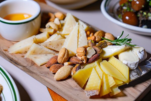 ▲▼Petit Petit Bar 沛提沛提台中酒吧－寵物友善。（圖／部落客混血珊莎的奇幻旅程授權提供）