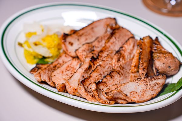 ▲▼Petit Petit Bar 沛提沛提台中酒吧－寵物友善。（圖／部落客混血珊莎的奇幻旅程授權提供）