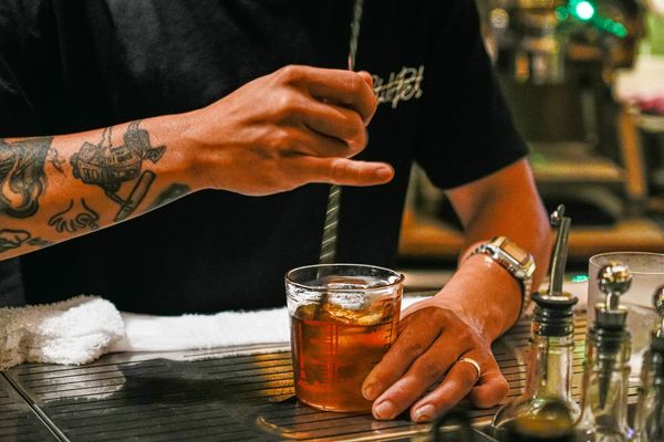 ▲▼Petit Petit Bar 沛提沛提台中酒吧－寵物友善。（圖／部落客混血珊莎的奇幻旅程授權提供）