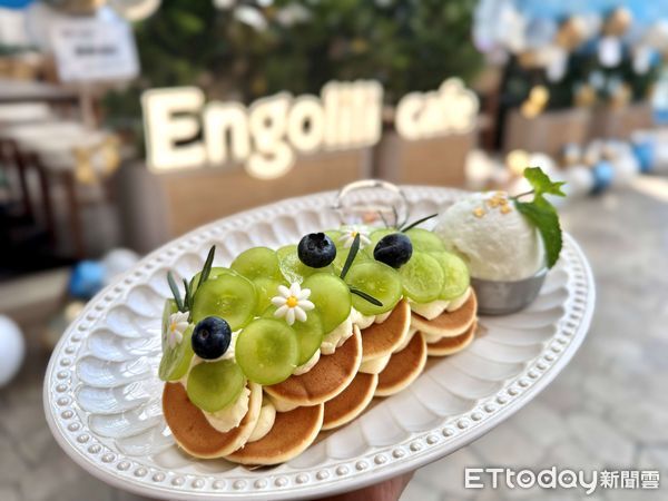▲▼「Engolili英格莉莉」插旗板橋大遠百 。（圖／Engolili英格莉莉提供）