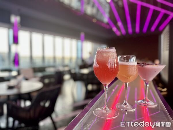 ▲承億酒店24樓池畔酒吧販售3款BLACKPINK調酒。（圖／承億酒店提供）