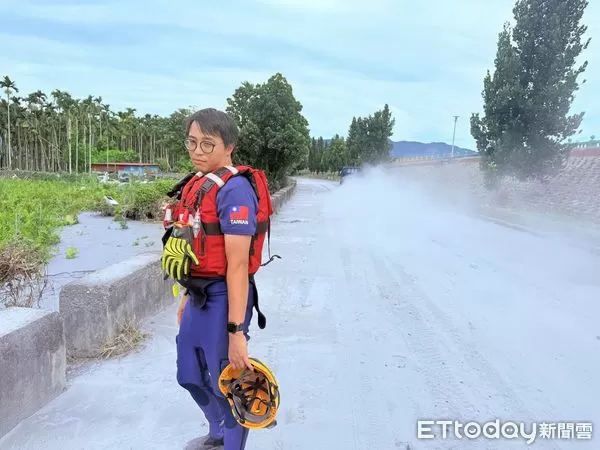 ▲▼ 奔赴花蓮堰塞湖災區　嘉基急診醫師黃漢群與特搜隊並肩生死救援  。（圖／嘉義基督教醫院提供）